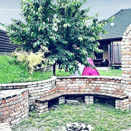 Dum Palava * Perná